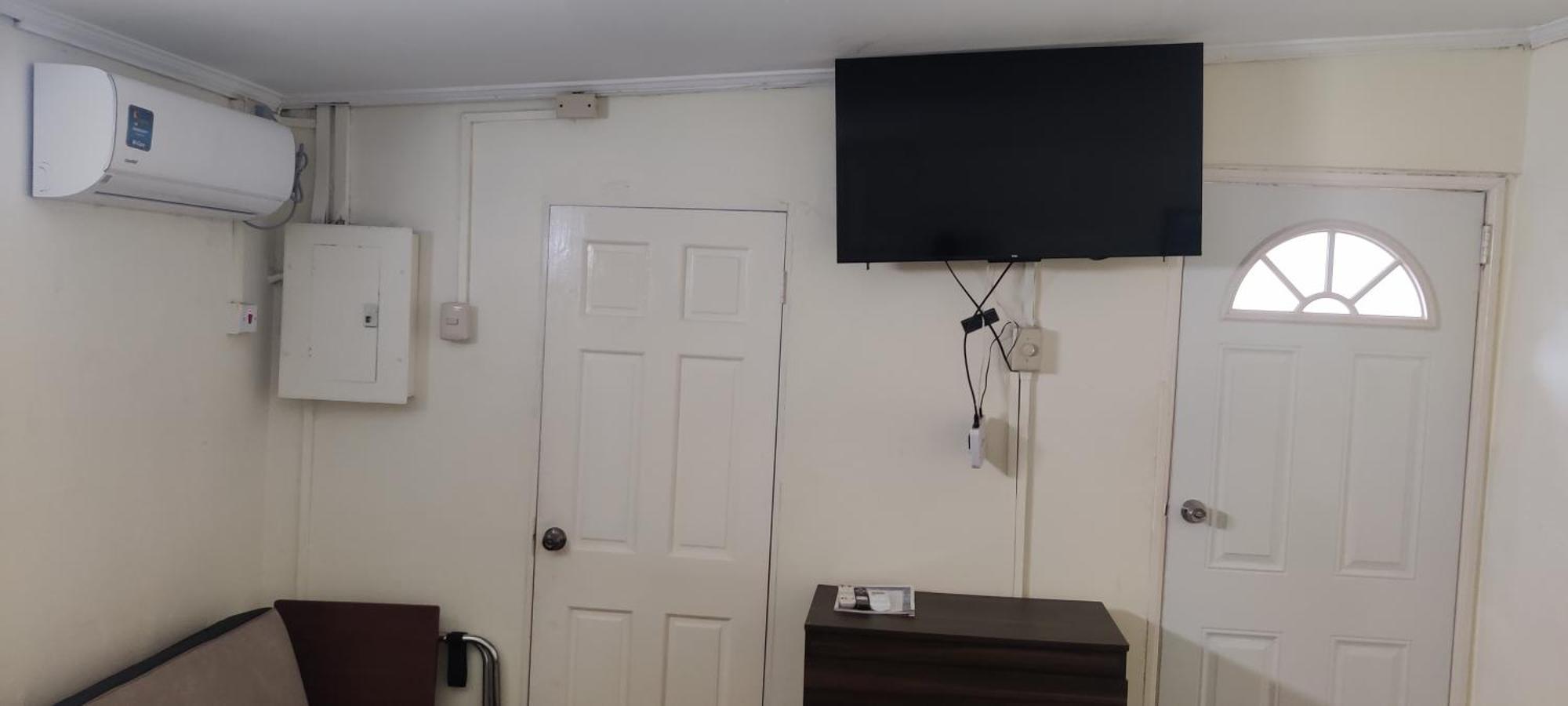 Woodbrook On The Avenue Bed and Breakfast Port of Spain Exteriör bild