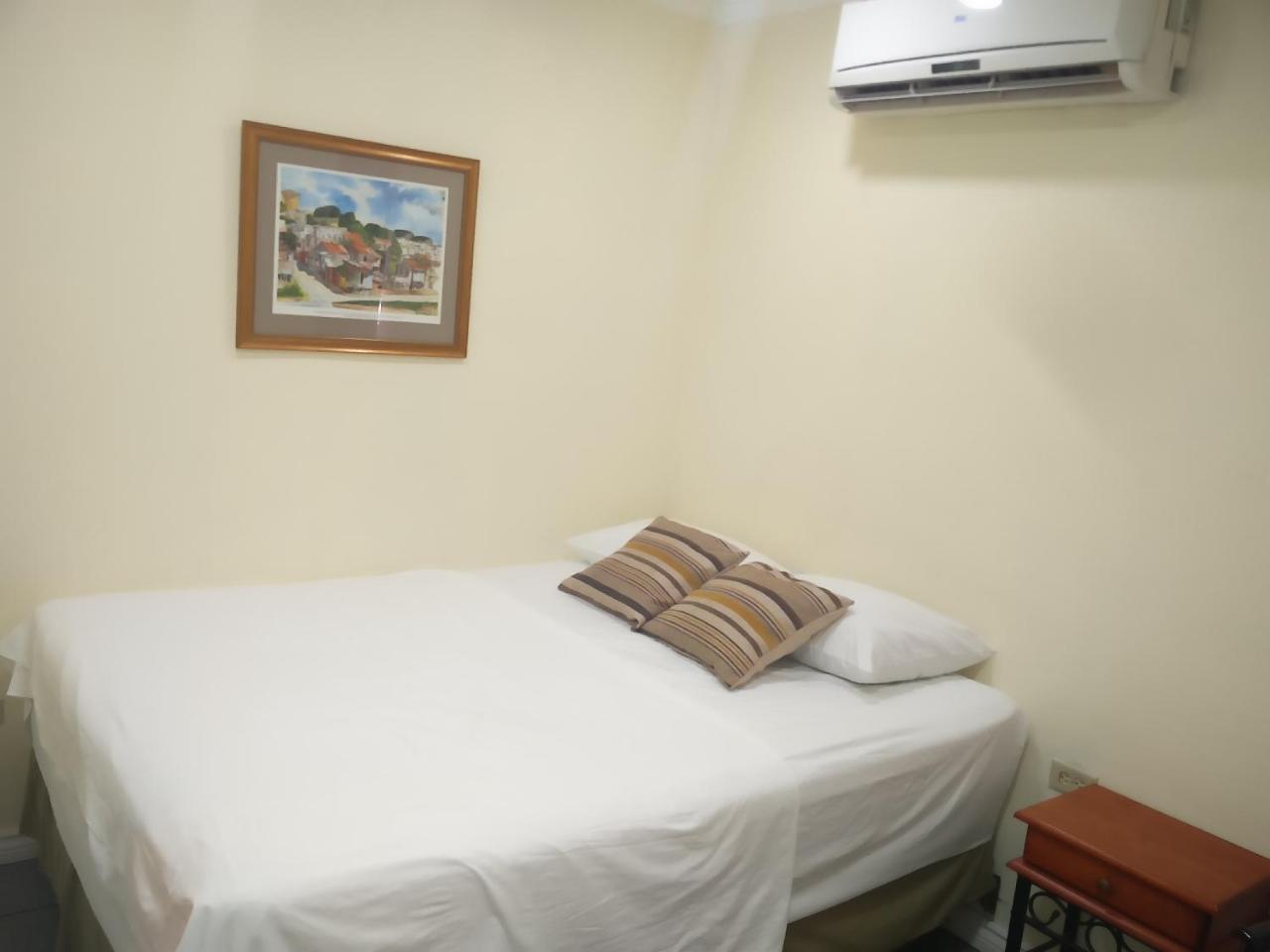 Woodbrook On The Avenue Bed and Breakfast Port of Spain Exteriör bild